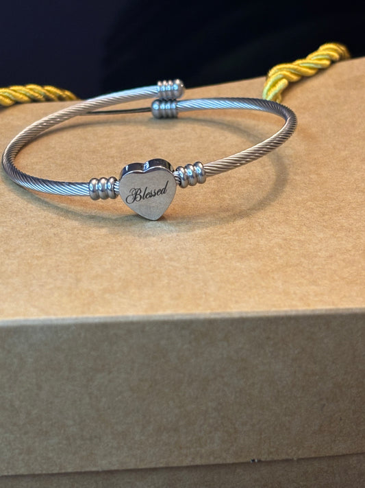 Personalized bracelets for women