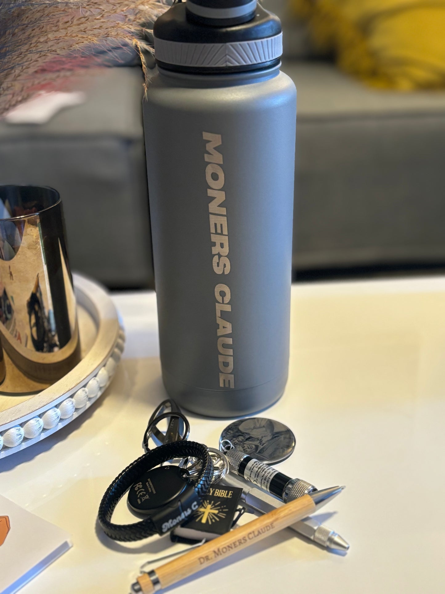 Gifts basket for men