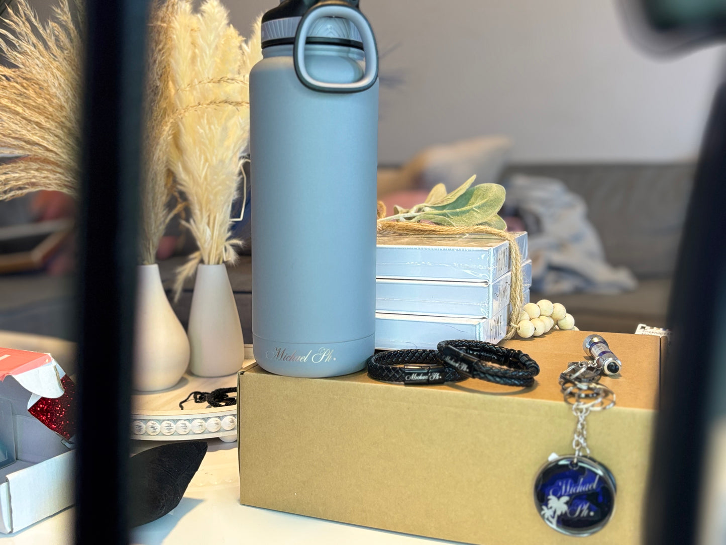 Gifts basket for men